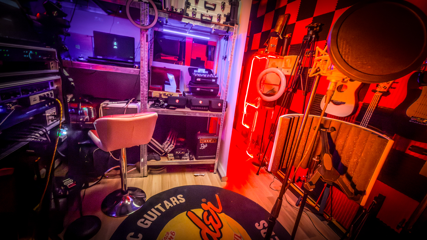Vue intérieure du DLJ Studio à Frontignan